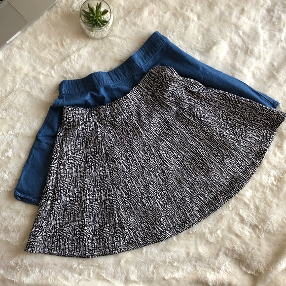 ๐ 2/$8 Forever 21 Skirts - Picture 1 of 4